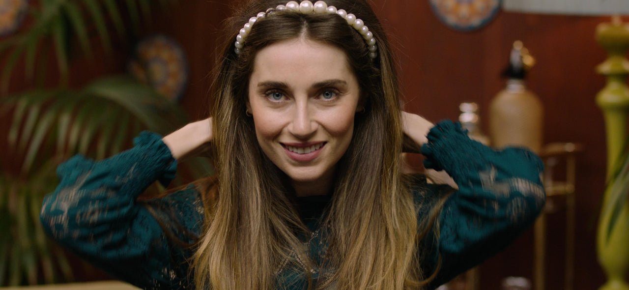 This Valentine's Day Hairstyle Is Guaranteed to Melt Your Date's Heart