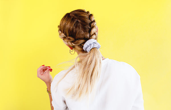 HOW TO: Dutch Braid with a 90s vibe